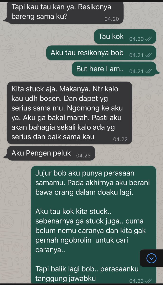 Pembicaraan dua manusia yang sedang LDR ribuan kilometer dan LDR rumah ibadah :)
