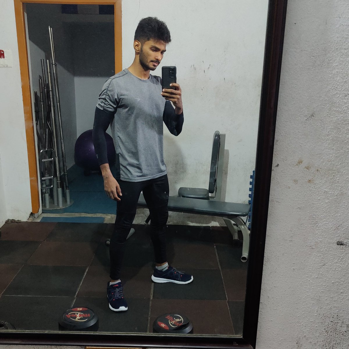 SrinivasFitness's tweet photo. Day 784 π
No #Sunday
No #DayOffs π€π½
Let's #Run ππΎπ https://t.co/embslGlGYH