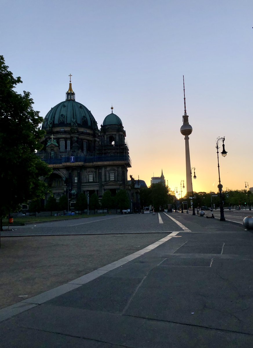 GermanyNATO's tweet photo. Good morning from Berlin! 

#NATO Foreign Ministers will continue their informal discussions today.

On the agenda: 
👉Russia’s war of aggression against #Ukraine
👉NATO’s new Strategic Concept - to be adopted at the #NATOSummit in Madrid in June.
#ForMin #BerlinFormat #WeAreNATO https://t.co/XsChOgB1n0