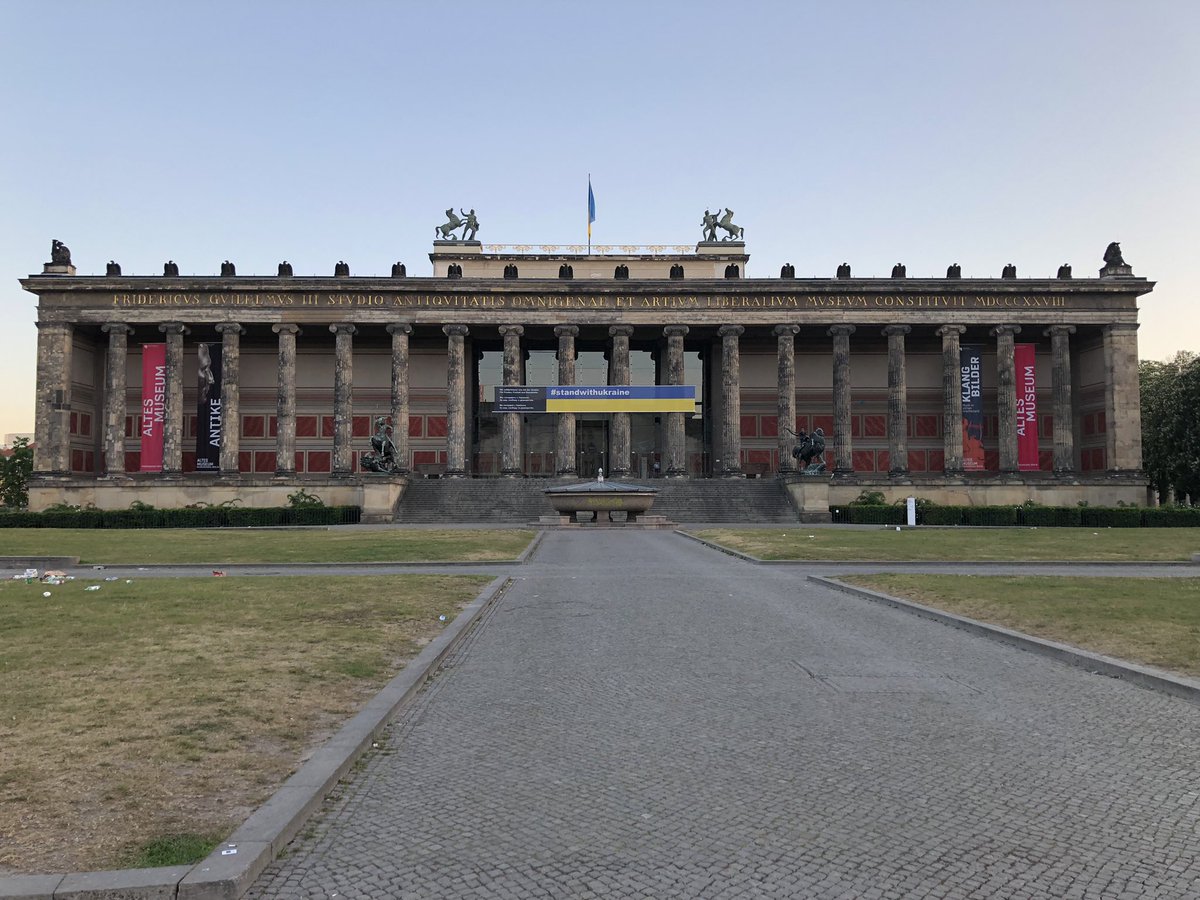 GermanyNATO's tweet photo. Good morning from Berlin! 

#NATO Foreign Ministers will continue their informal discussions today.

On the agenda: 
👉Russia’s war of aggression against #Ukraine
👉NATO’s new Strategic Concept - to be adopted at the #NATOSummit in Madrid in June.
#ForMin #BerlinFormat #WeAreNATO https://t.co/XsChOgB1n0