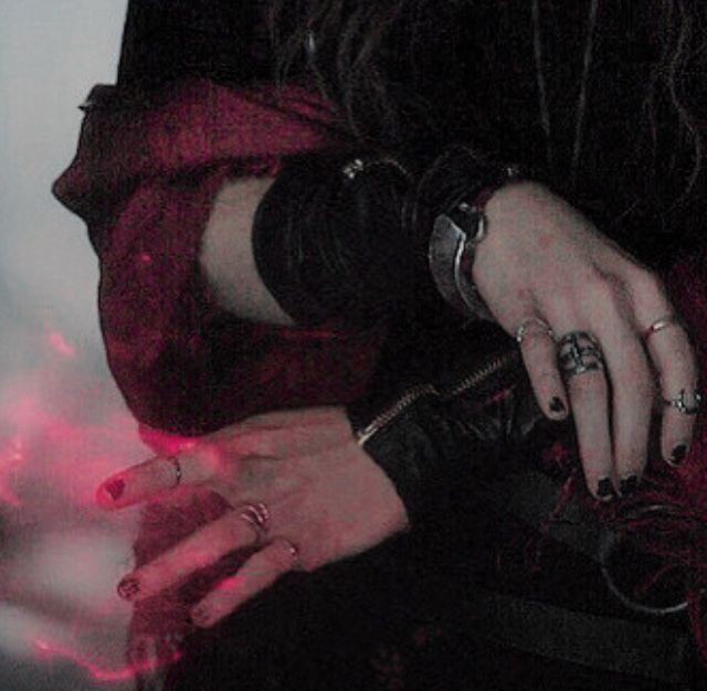 sparkysvariant's tweet photo. no thoughts, just wanda's rings https://t.co/fAmlrXgBA1