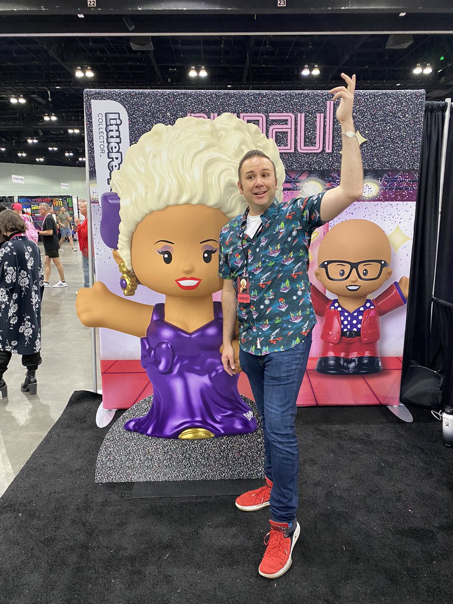 McNevets's tweet photo. Theses are so cute #DragCon @FisherPrice  little people https://t.co/zqFCGZxvtx