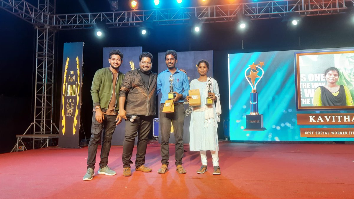 balab3's tweet photo. #TechofesTAwards
Best Social Worker Female @KThandhoni
#Aran | #AranVolunteers | #EmpowerIrula https://t.co/JNUo6L3ypE