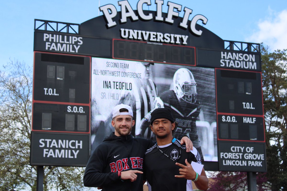 josesekaina's tweet photo. Mahalo @Boxer_Football @Coach_Taura @CoachJCraft @BooklandKai for the Junior day Invite. The Hawaiian culture is unreal up here 🤙🏾💯 https://t.co/oNlW3ok6cQ