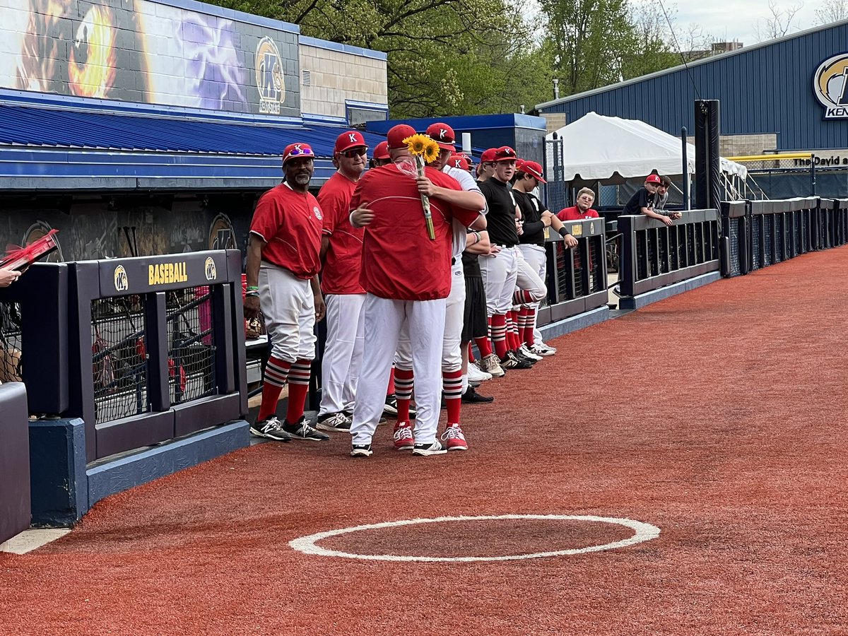 krriderbaseball's tweet image. The Rough Riders find Senior Night Success as we top Streetsboro 7-1 at KSU behind the strong Pitching of Owen Cooper, Nate Stohovitch and Logan Poole. 

Butler 2(1B), R
Haney 1B, 2B, SB, 2RBI
Lane 2B, 3B, 2R, 2RBI

#LaneHasTheBelt
#MrsDunlapsCookies