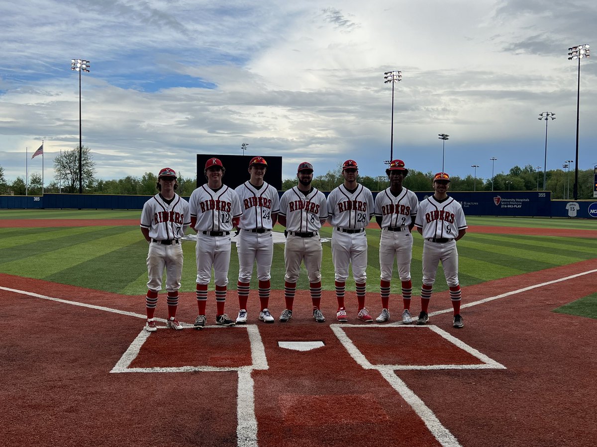 krriderbaseball's tweet image. The Rough Riders find Senior Night Success as we top Streetsboro 7-1 at KSU behind the strong Pitching of Owen Cooper, Nate Stohovitch and Logan Poole. 

Butler 2(1B), R
Haney 1B, 2B, SB, 2RBI
Lane 2B, 3B, 2R, 2RBI

#LaneHasTheBelt
#MrsDunlapsCookies