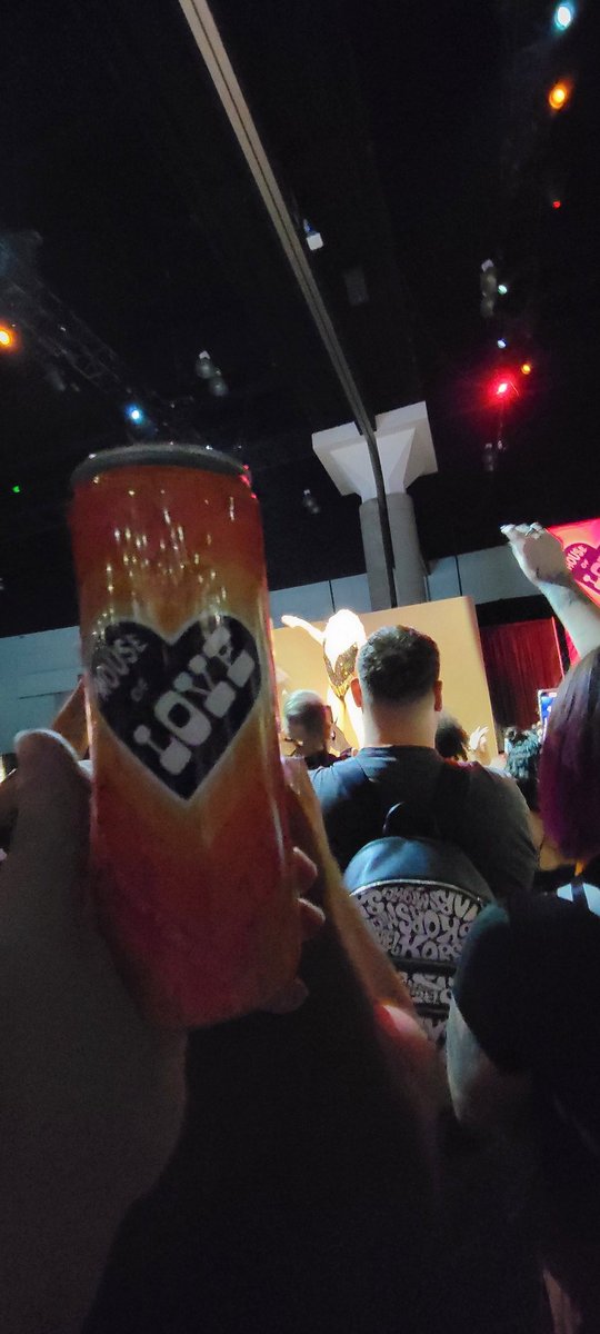 PrinzessPaige's tweet photo. @TheTinaBurner I caught the can you threw lol https://t.co/fzfxT8gljq
