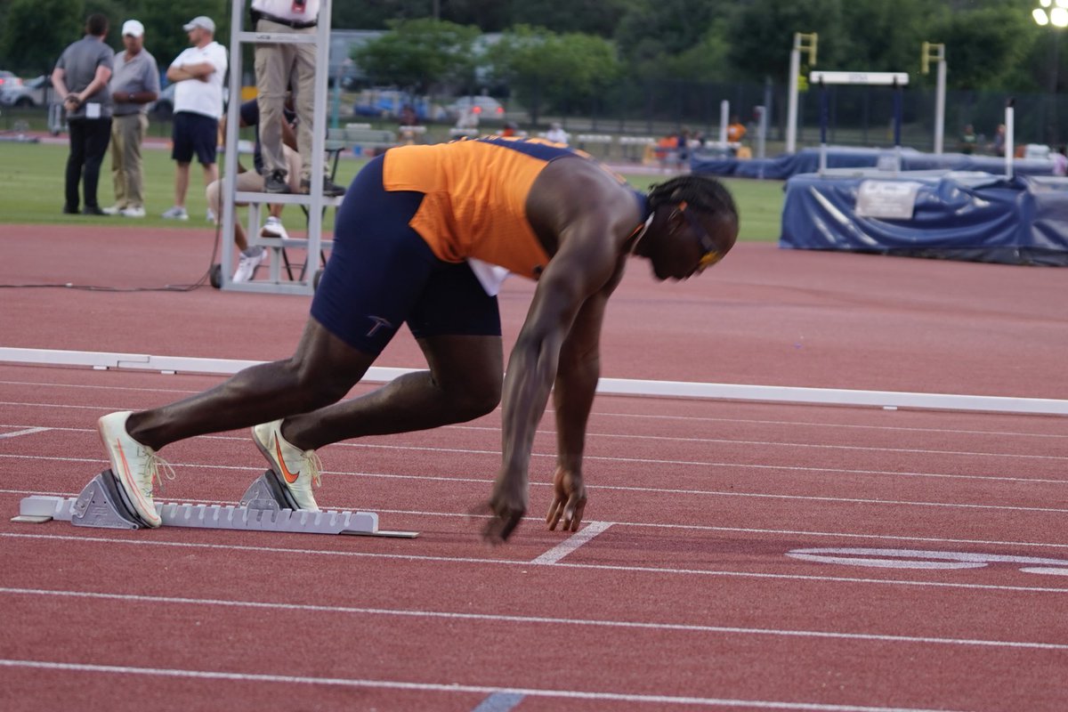 AND Ronaldo Griffiths (53.37) &amp; Stephen Carreto (53.58) advanced to Sunday’s 400m hurdles final 💨💨