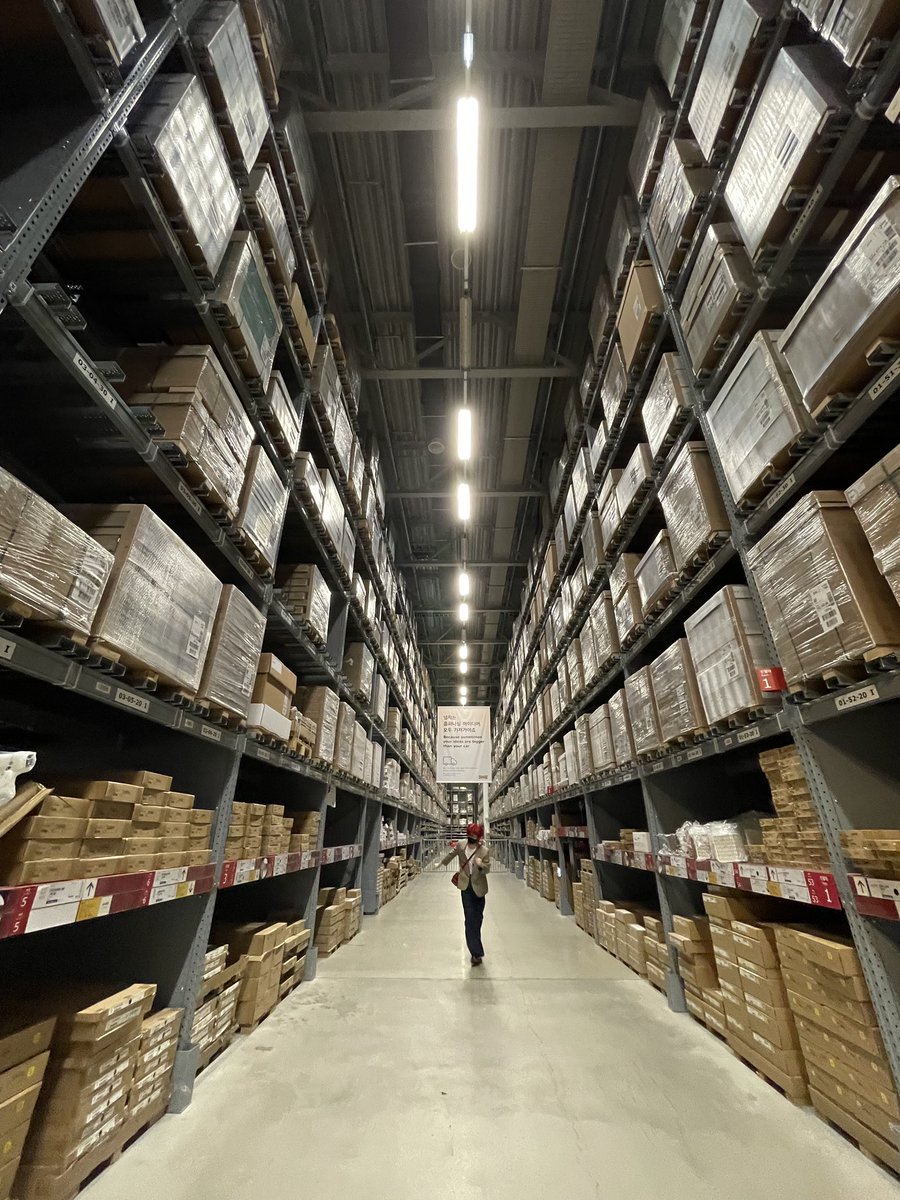 ㅤ
HBD Yoshi ㊗️ I like that you are always pure and cute. In the future too, I'll work hard and vigorously like Yoshi 😎 Treat yourself on your special day, brother. Sincerely, happy birthday 🎂
ㅤ