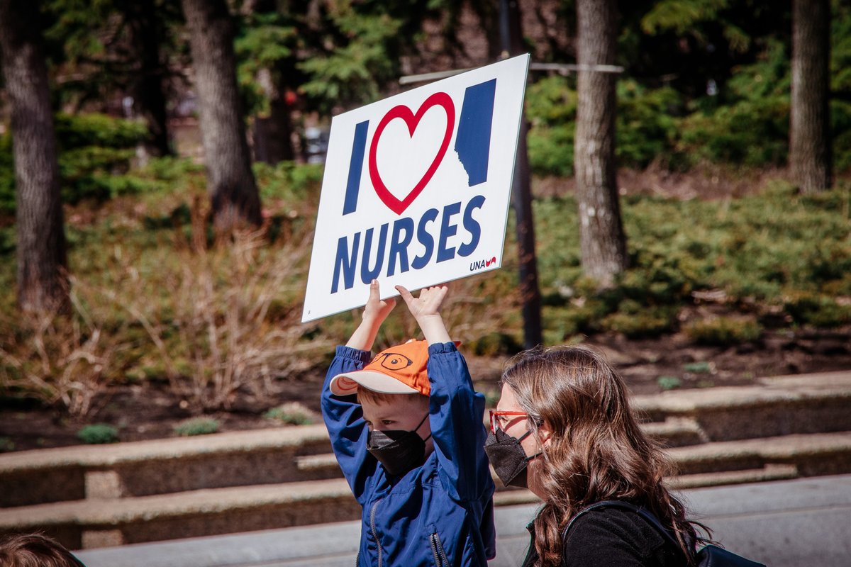 UNALocal196's tweet photo. #peoplenotprofits #AlbertaNurses
#NeedNursesNow
@UnitedNurses
#NursesWeek
#AbLeg https://t.co/wydaxZtGM5