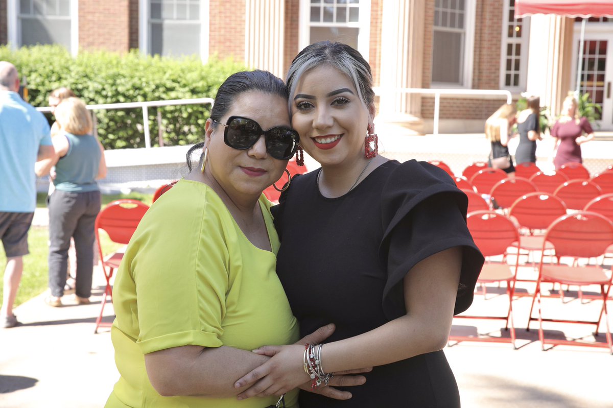 MonmouthCollege's tweet photo. The first day of Commencement Weekend was a celebration of community &amp; family, capped off by the region’s best fireworks show. See everyone at high noon Sunday for the big ceremony! ❤️ 🎓 ❤️🏛 #RollScots #ItsGreatToBeAScot #Scots22 More pictures here: https://t.co/UWOZD57AQc https://t.co/sZOmdJ6Mgo