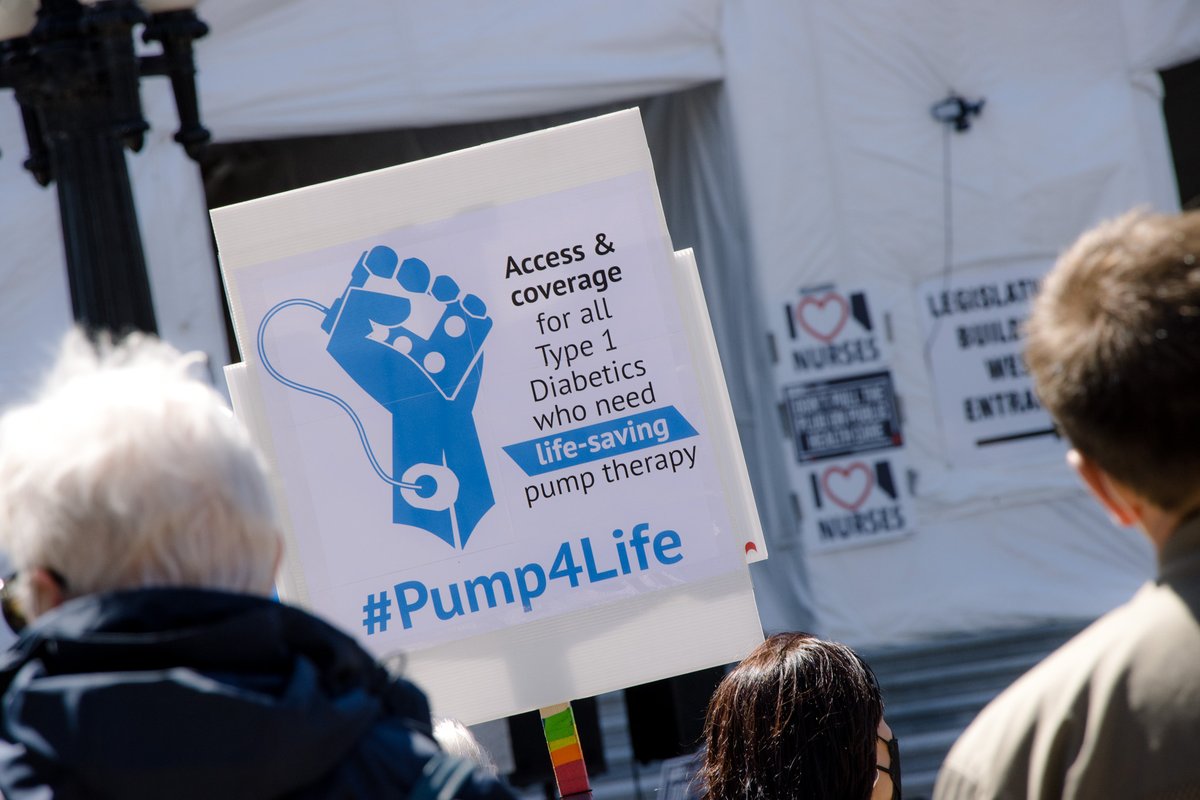 UNALocal196's tweet photo. #peoplenotprofits #AlbertaNurses
#NeedNursesNow
@UnitedNurses
#NursesWeek
#AbLeg https://t.co/HXcWowLOFB