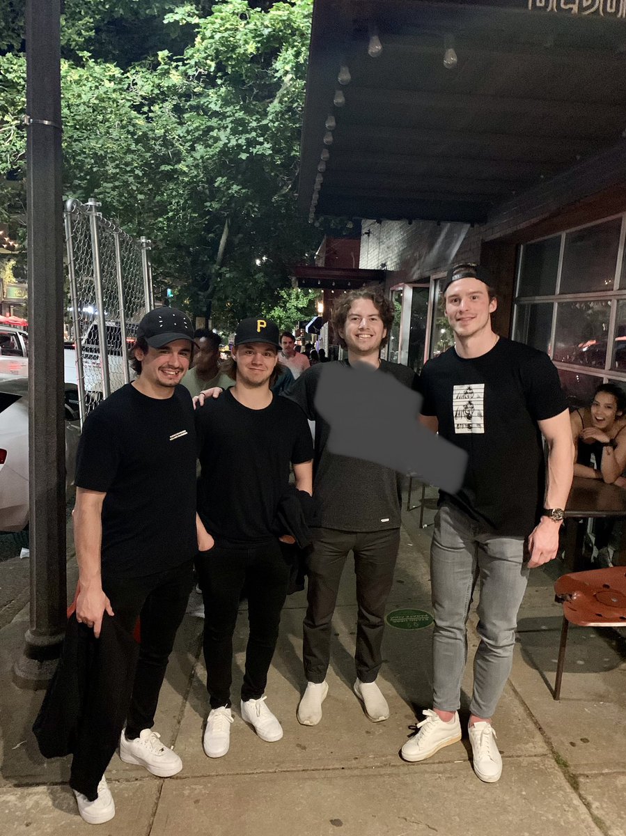 Just a few professional NHL’ers out for a night out