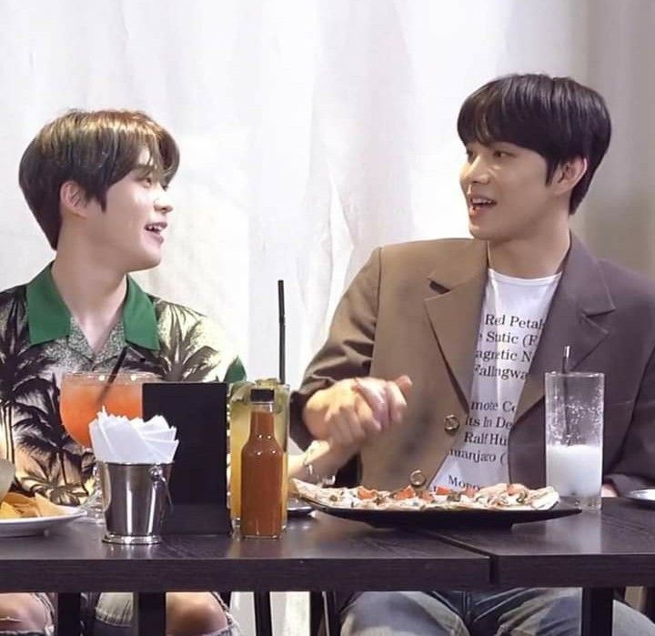 JAEWOO1002's tweet photo. you are the only exception 😖😭😭😭😭 #jaewoo #jaejung https://t.co/QZwcpLIo8F
