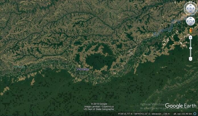 SoyLenin1's tweet photo. gigantesco cráter de meteorito en 🇨🇴Según los investigadores, el diámetro del cráter es similar a la distancia que hay entre Bogotá y Fusagasugá. ocurrió en Palmarito-Cumaribo, departamento del Vichada,entre otras cosas, es el municipio más extenso de Colombia.
#mundocaracol https://t.co/7g8ih78TtZ