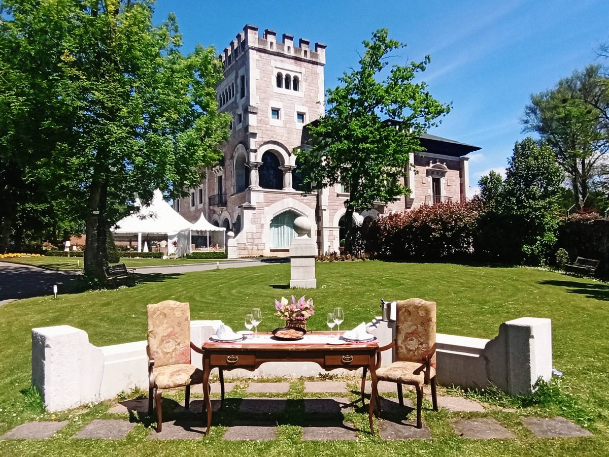 LaZoredaHotel's tweet photo. Donde los sueños se convierten en realidad 🏰Castillo de La Zoreda
📞 985 96 33 33
Hotel 5* & Spa | Restaurante con Terraza | Eventos
Oviedo, Asturias
https://t.co/f2vwIuc14K
#hotelconencanto #restauranteconterraza #verano2022 #asturias #hotelconjacuzzi https://t.co/9d4TaxJziZ