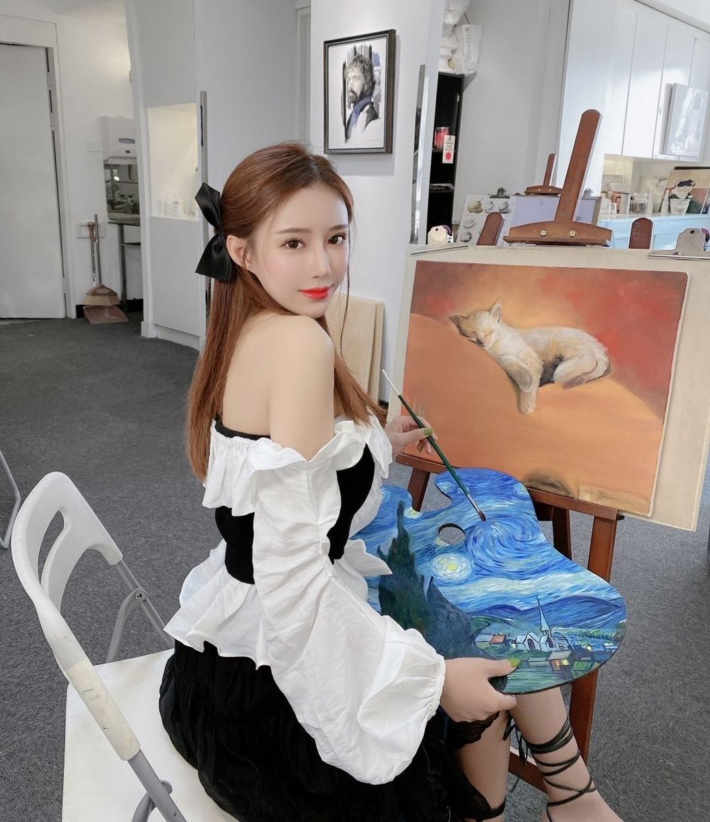 Modelqiqi's tweet photo. 人生有那么一首诗，当我们拥有它的时候，往往并没有读懂它，这首诗就是＃���春 https://t.co/wED9oFZcCL