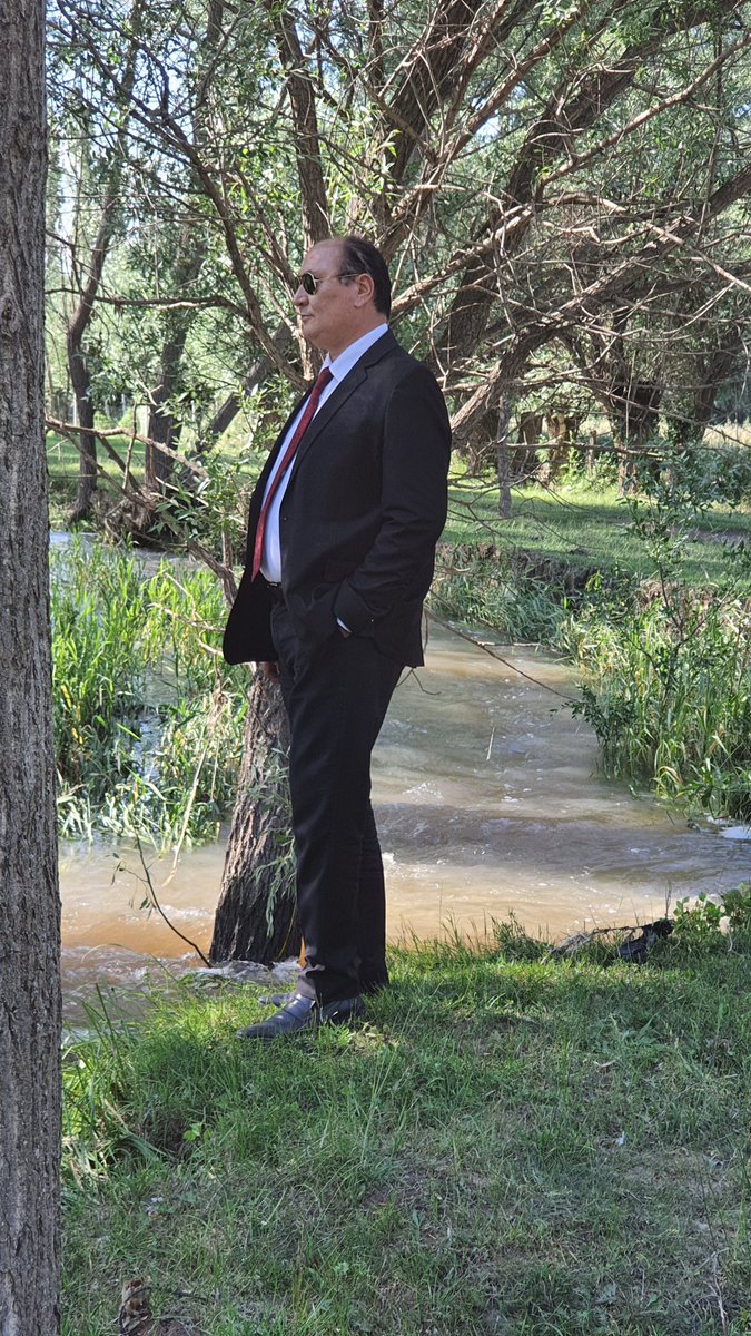 “Makam, mevki, rütbe, unvan; bunların hepsi cekettir. Ceketi asar bir yere gideriz ve arkamızda sadece insanlığımız kalır.”

•Doğan Cüceloğlu