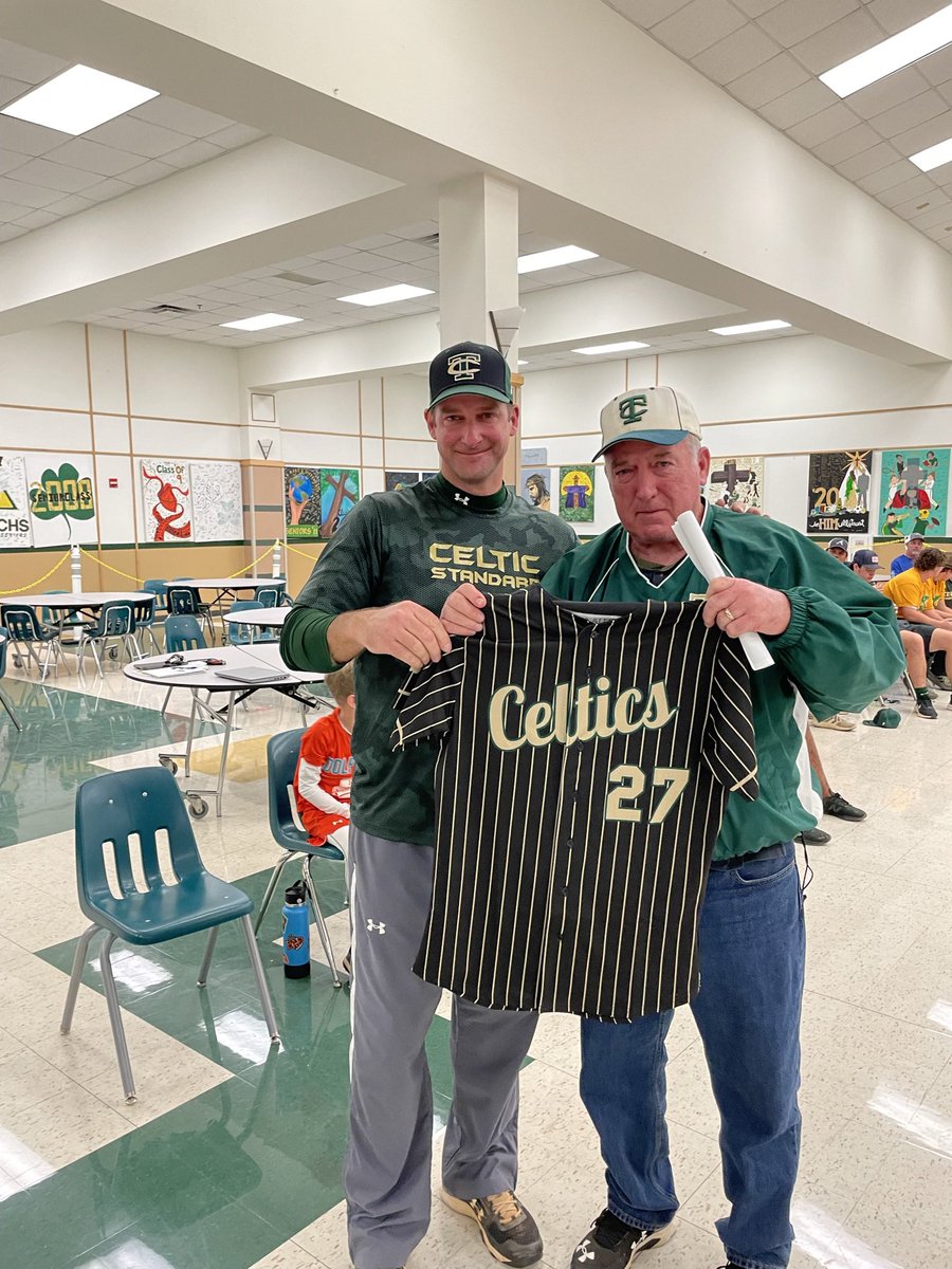 TCCelticsBasebl's tweet photo. Thank you Dad. I Love You. https://t.co/uwnDXIcjHi