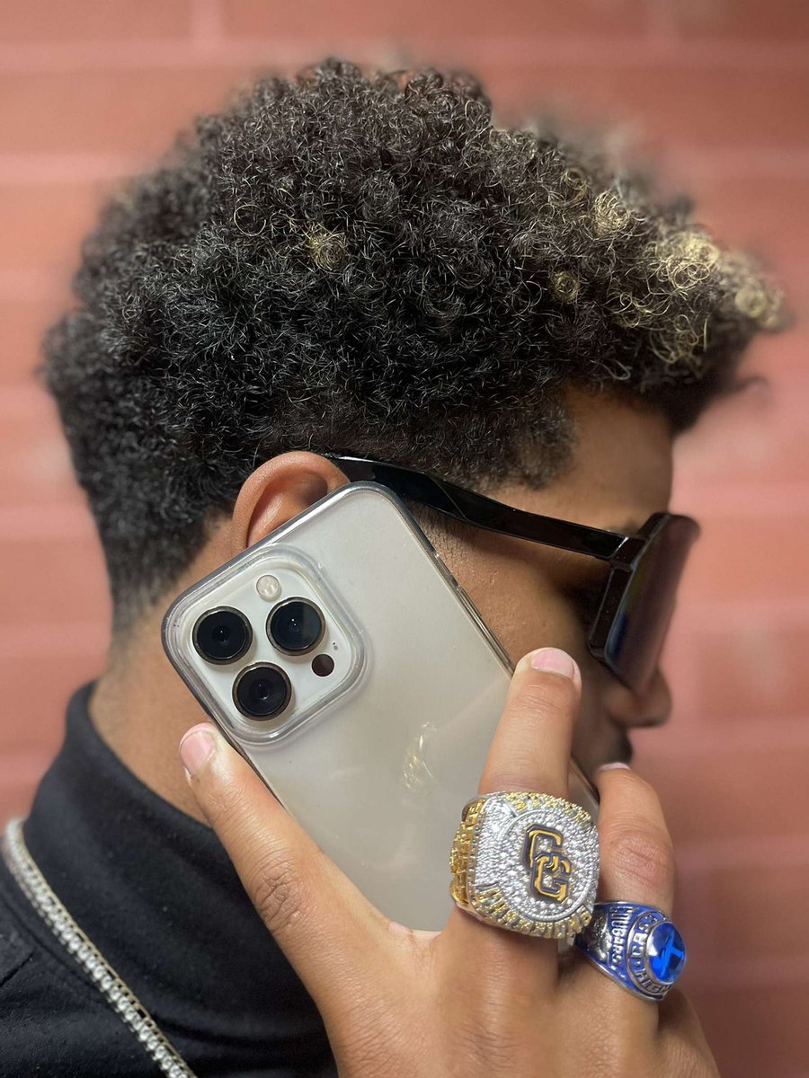 Meech1X's tweet photo. they thought we couldn’t do it, so we did it💍💪🏽 #statechampions #ringseason #undefeated https://t.co/kMfoLRxg2g