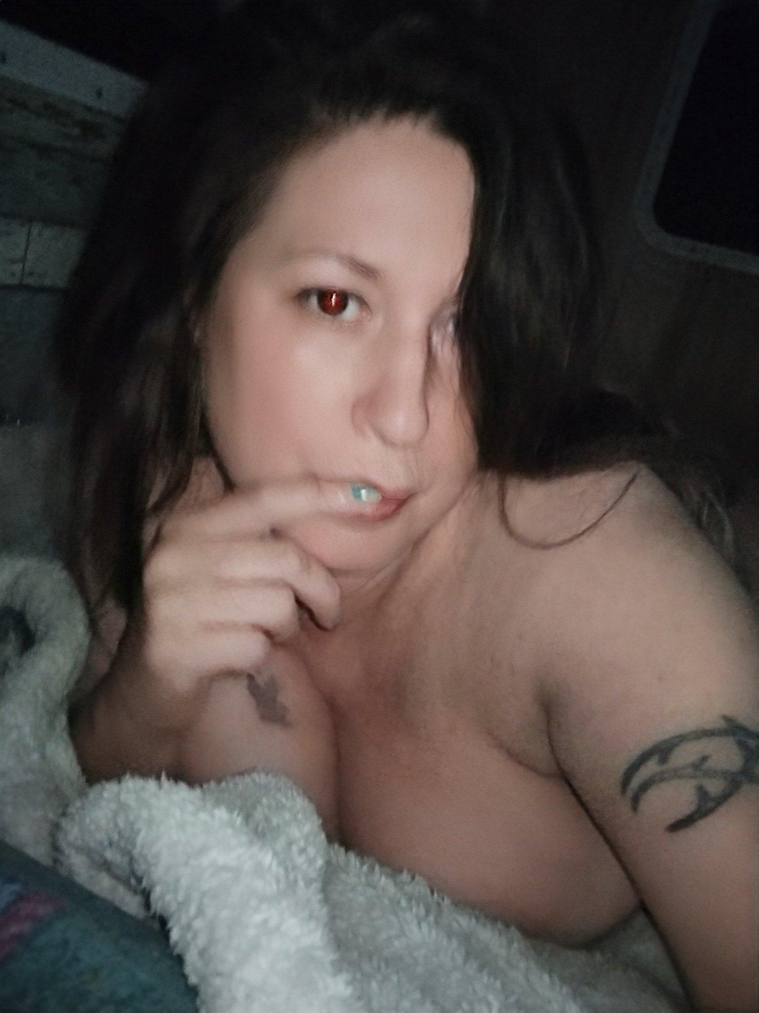 40% off this month! Never pay more than my monthly membership for access to ALL my EXCLUSIVE new pics and vid!! https://t.co/bCuAMxe22u https://t.co/5nAyIbfJpw