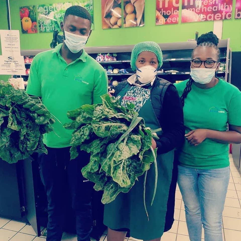 kwanda_nyazeka's tweet photo. I was selling my spinach outside Spar when the owner of Spar came &amp; said I should supply her with300bunches the next morning. Watch my story https://t.co/lTU3eTaRw3
#farming #DJSBU Keke Adv Teffo Londie Percy Tau Thando UKZN Xenophobic Queen B Dlamini Lilanga Pitso #IsMacGWrong https://t.co/nmTFcdgRT8
