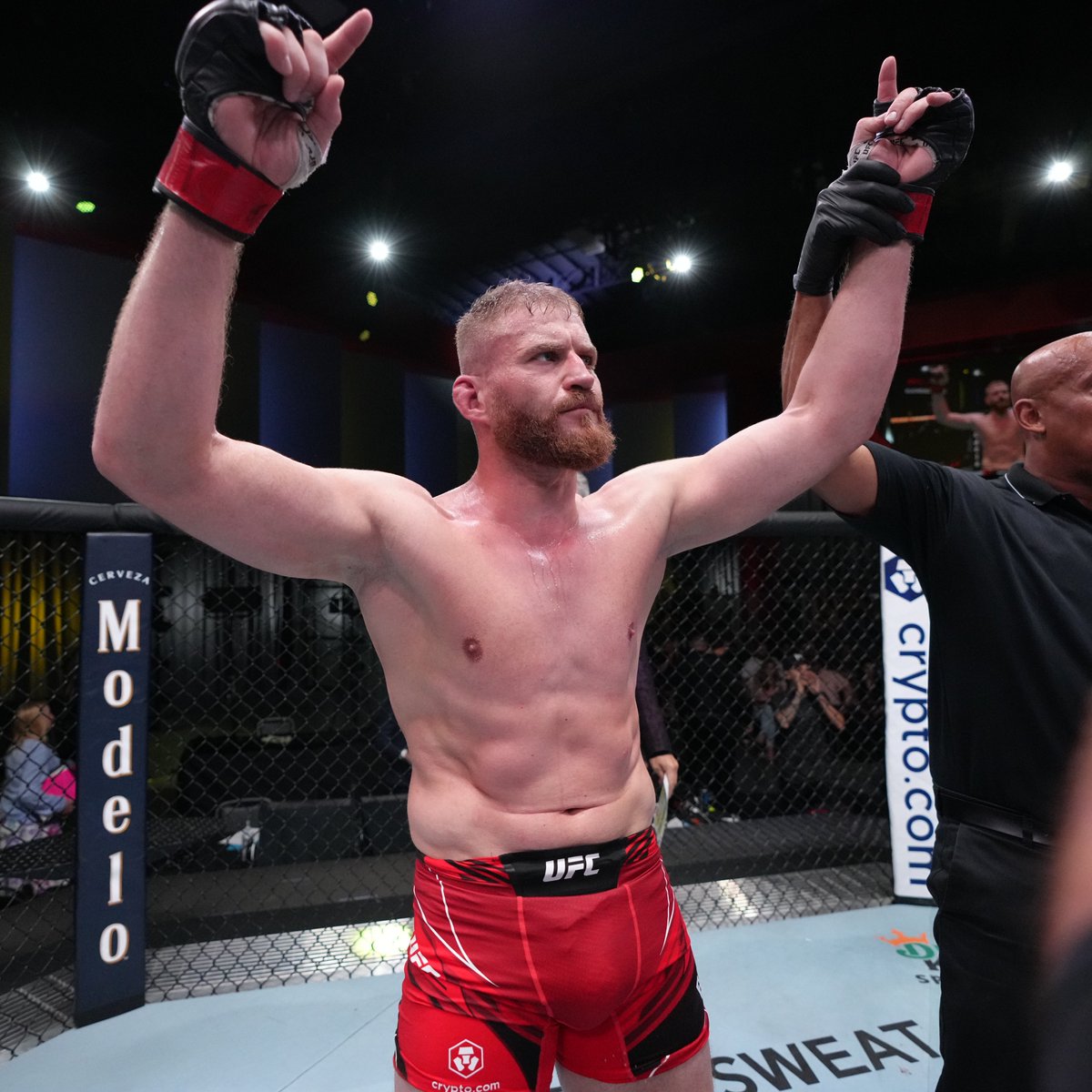 UFC Europe tweet media