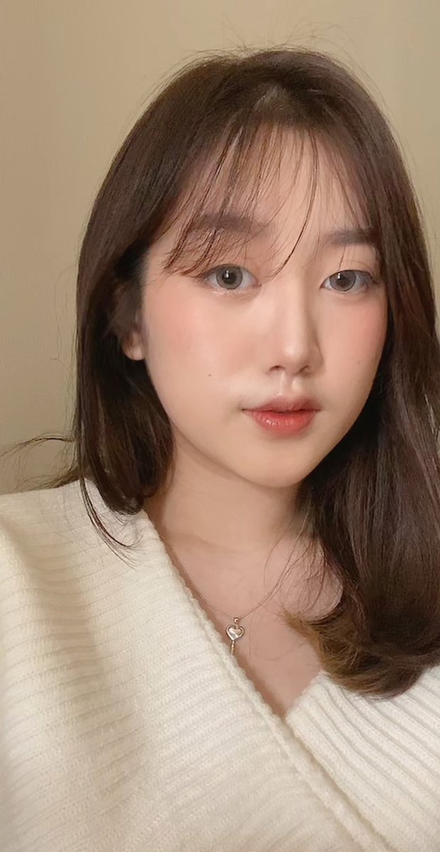 betterfliese's tweet photo. daily makeup simple but better look by betterfliese · . ˚· ༘ ઇ‍ઉ

• beginner friendly
• affordable products
• suitable for college, hangout, &amp; stuffs

a thread — https://t.co/mULyL8pndk