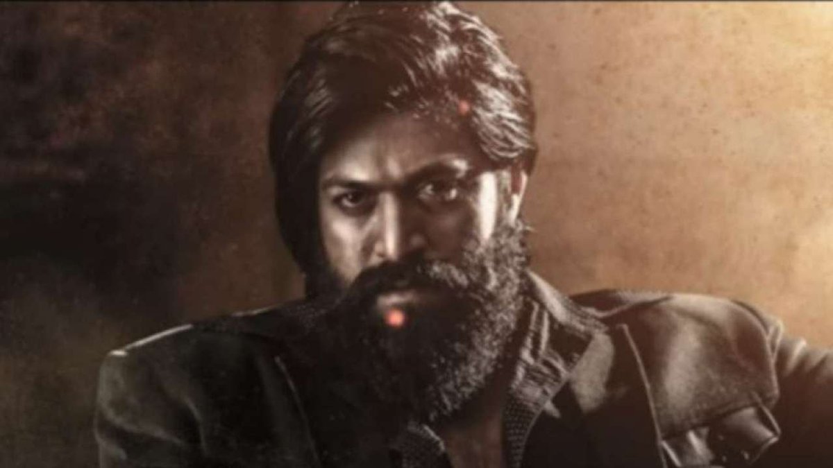 TradeBOC's tweet photo. The fifth Saturday collections will take the entire box office collections of KGF Chapter 2 to around 426cr net box office collections in Hindi. #KGFChapter2 #Yash #YashBoss #KGF2Review #KGF2 #SrinidhiShetty @TheNameIsYash @SrinidhiShetty7 #KGFChapter2review #KGF2InCinemas https://t.co/4xO17g2lPg