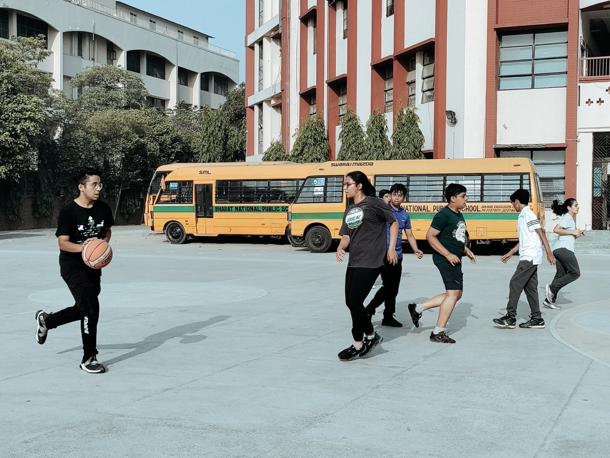 BNPSAcademy's tweet photo. #AcademyUpdate 15-05-2022

Made Sunday a Funday by conducting a friendly match.  

#sundayfunday #basketball #sportsatbnps #basketballatbnps https://t.co/n1WsDbLEGz