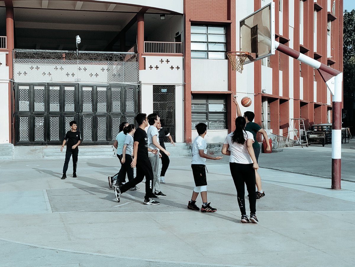 BNPSAcademy's tweet photo. #AcademyUpdate 15-05-2022

Made Sunday a Funday by conducting a friendly match.  

#sundayfunday #basketball #sportsatbnps #basketballatbnps https://t.co/n1WsDbLEGz