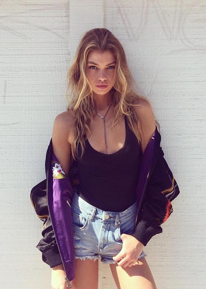 Happy Birthday to Stella Maxwell (15 May 1990). 