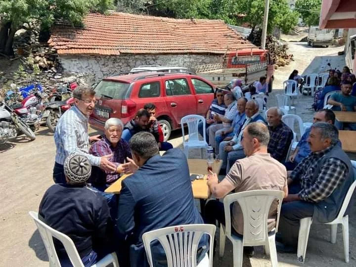burhaniyeilceak's tweet photo. Yaylacık Mahallesi muhtarımız Ali Gezer’in davetiyle Yaylacık Mahallesi sakinleri tarafından düzenlenen hayıra katıldık. Allah kabul etsin. https://t.co/eUrkrlLGln