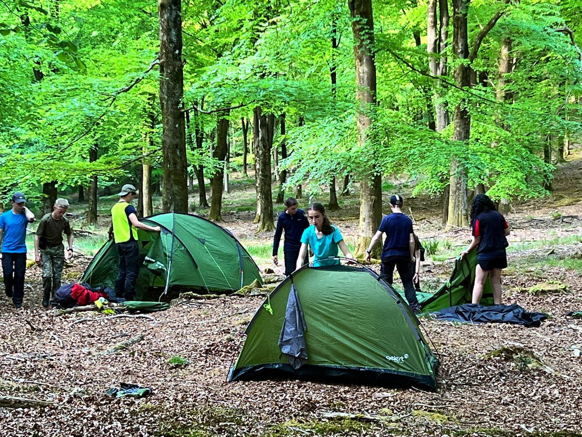 SchOutdoor's tweet photo. First of the bronze setting up after day one before the heavy rain later #planningandprep https://t.co/UmOCEaumux