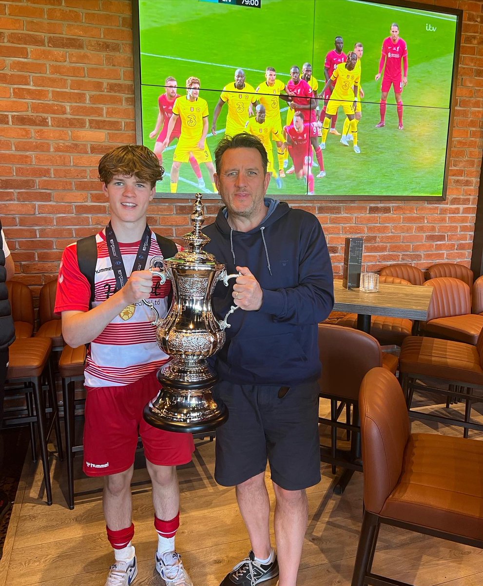 Great Day watching my Sons team @ryanu14EJA <a href="/walthamstowfc/">Walthamstow Football Club</a> win the Junior Premier League National Cup played at Macclesfield FC , 2nd cup win of the season, Well done Boys and Managers 👏🏻💙👏🏻💙👏🏻💙