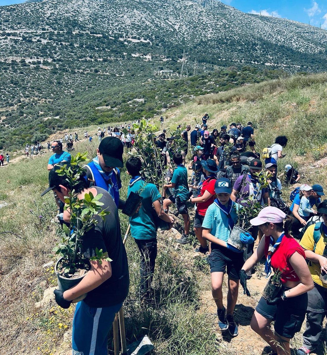 Η τελευταία μας μεγάλη δράση σε βουνό για την φετινή σεζόν έγινε εχθές στον Δήμος Παιανίας.

Η δράση μας αυτή είναι μέρος μιας ευρύτερης συνεργασίας με τον παγκόσμιο ΜΚΟ των Ελλήνων της διασποράς, The Hellenic Initiative. 

Ευχαριστούμε όλους τους εθελοντές🙏🏻