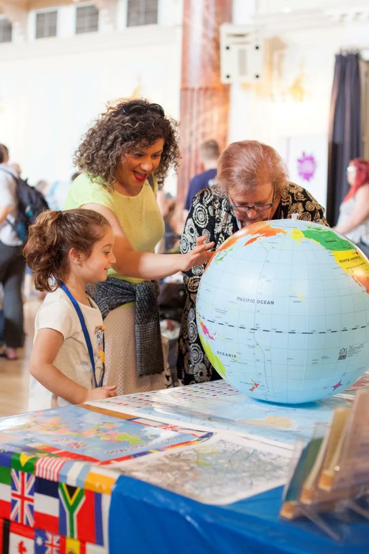 Punchline-Gloucester.com tweet media