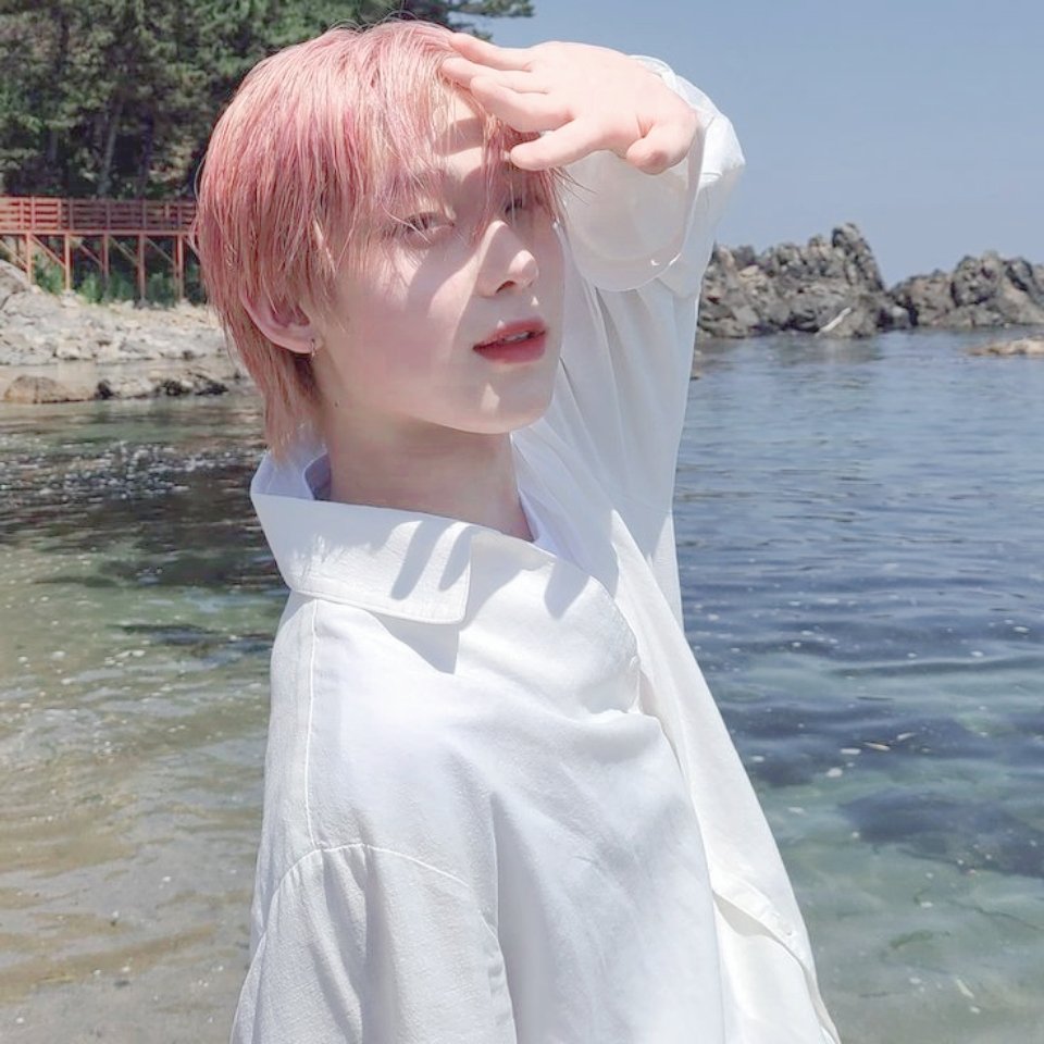 เธอก็เป็นได้นะ เจ้าหญิงน่ะ 🍰👑🤍#.NewProfilePic