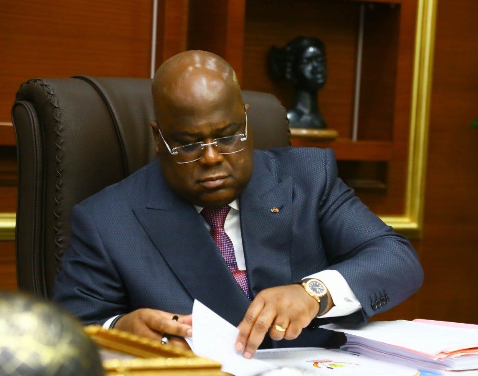 capri_wilma's tweet image. Il a eu son premier boulot à 56 ans 🤣🤣🤣 il est entrein d'apprendre.