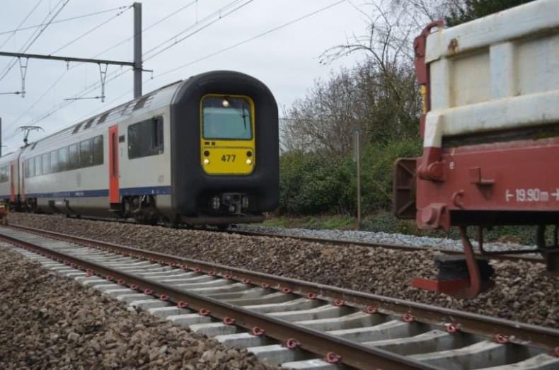 Verkeershinder Ieperstraat Menen vanaf morgen 16/5.
Meer info: menen.be/nieuws/werken-…