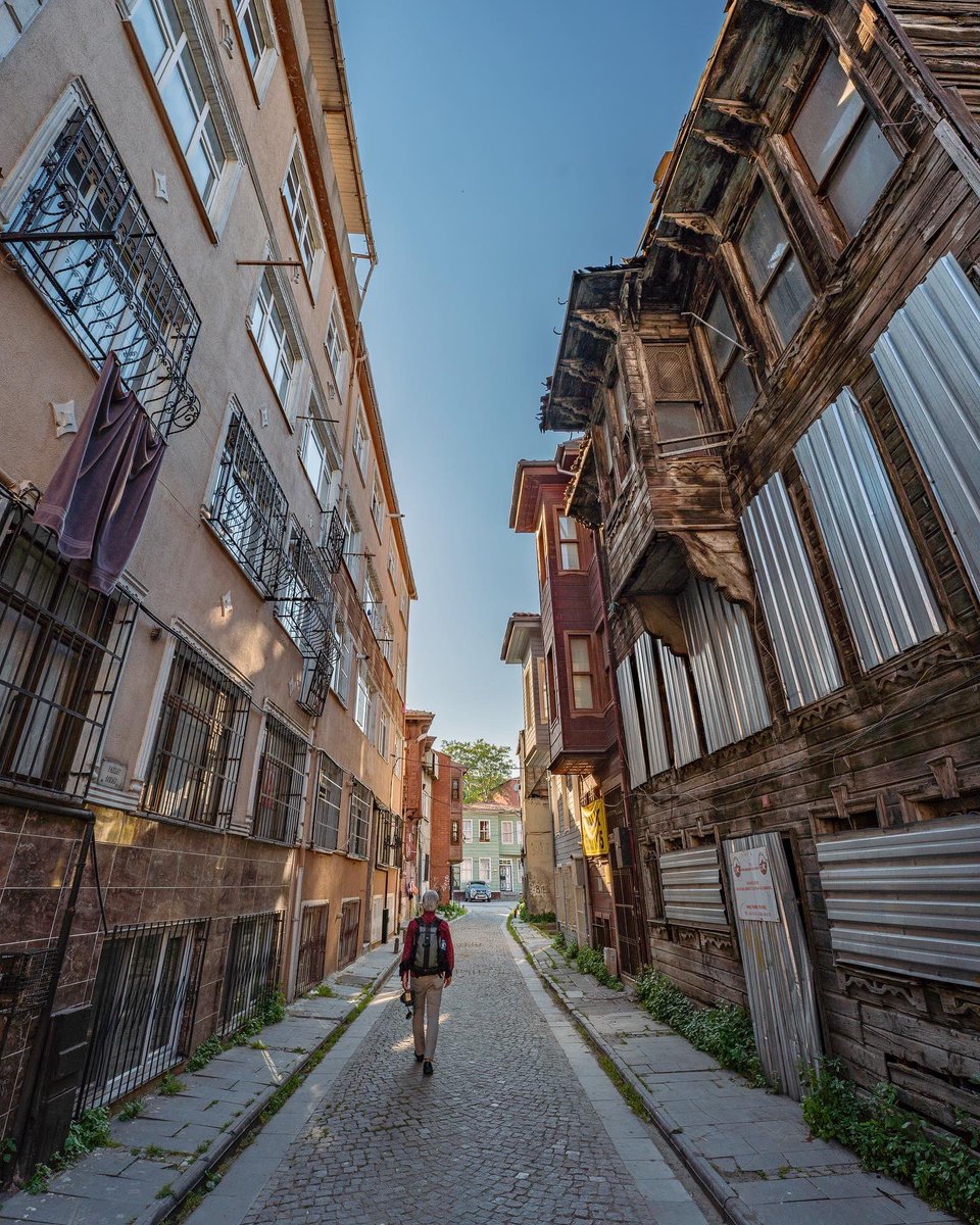 l_uysalNft's tweet photo. Günaydın arkadaşlar…
Gm friends… 
☕
Have a great Sunday

#NFTCommunity #NFT #NFTdrop https://t.co/1kTjvRdxAH