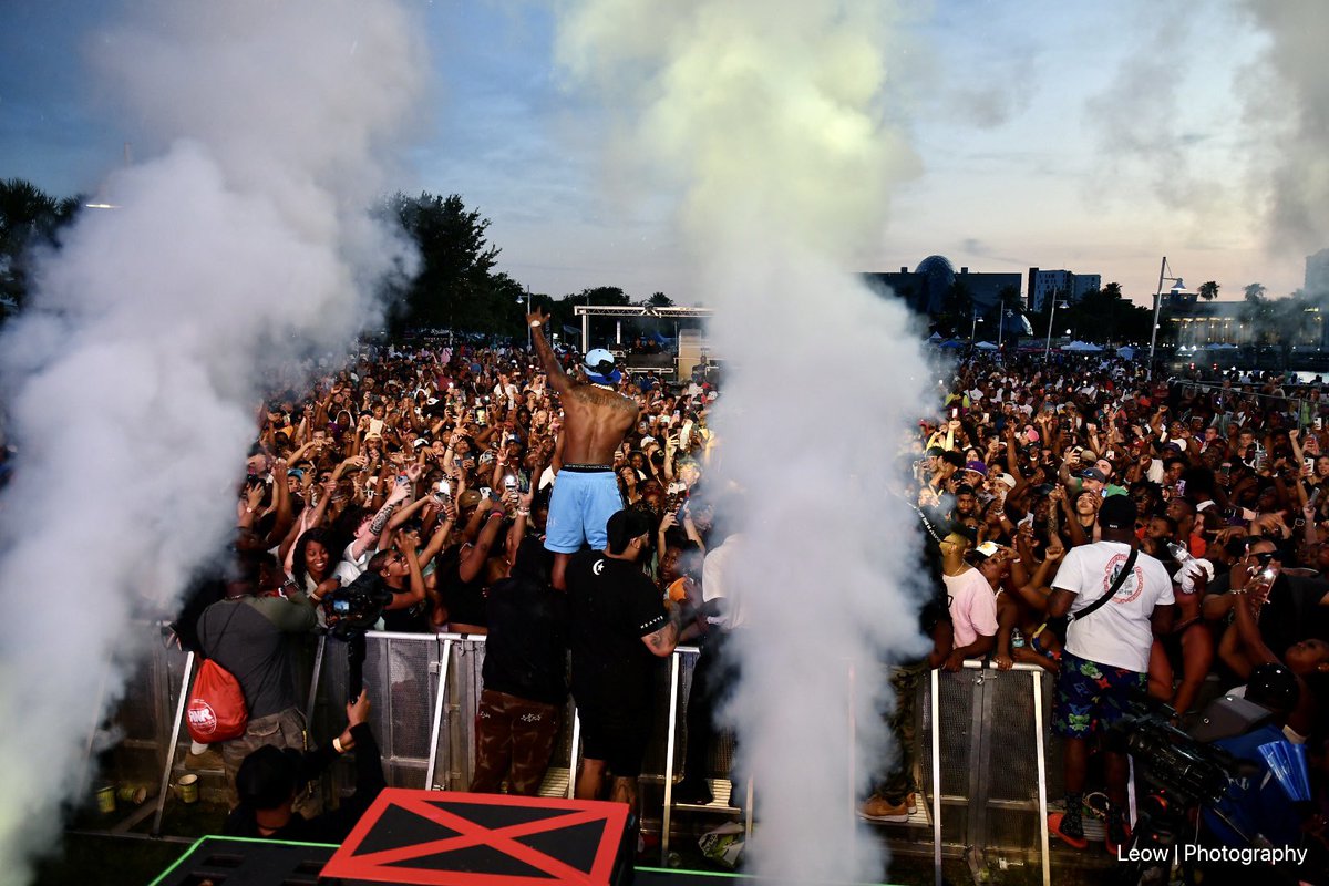 VJKiddLeow's tweet photo. . @DaBabyDaBaby snaps 📸 from “WiLD SPLASH” @WiLD941 #wild941 #wildsplash https://t.co/3Hw7lvohYy