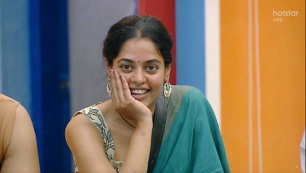 gvsdileep's tweet photo. #BinduTheSensation
#BinduMadhavi 
Speed Penchalamma 
Retweets.....💥 https://t.co/dtkJr4syRZ