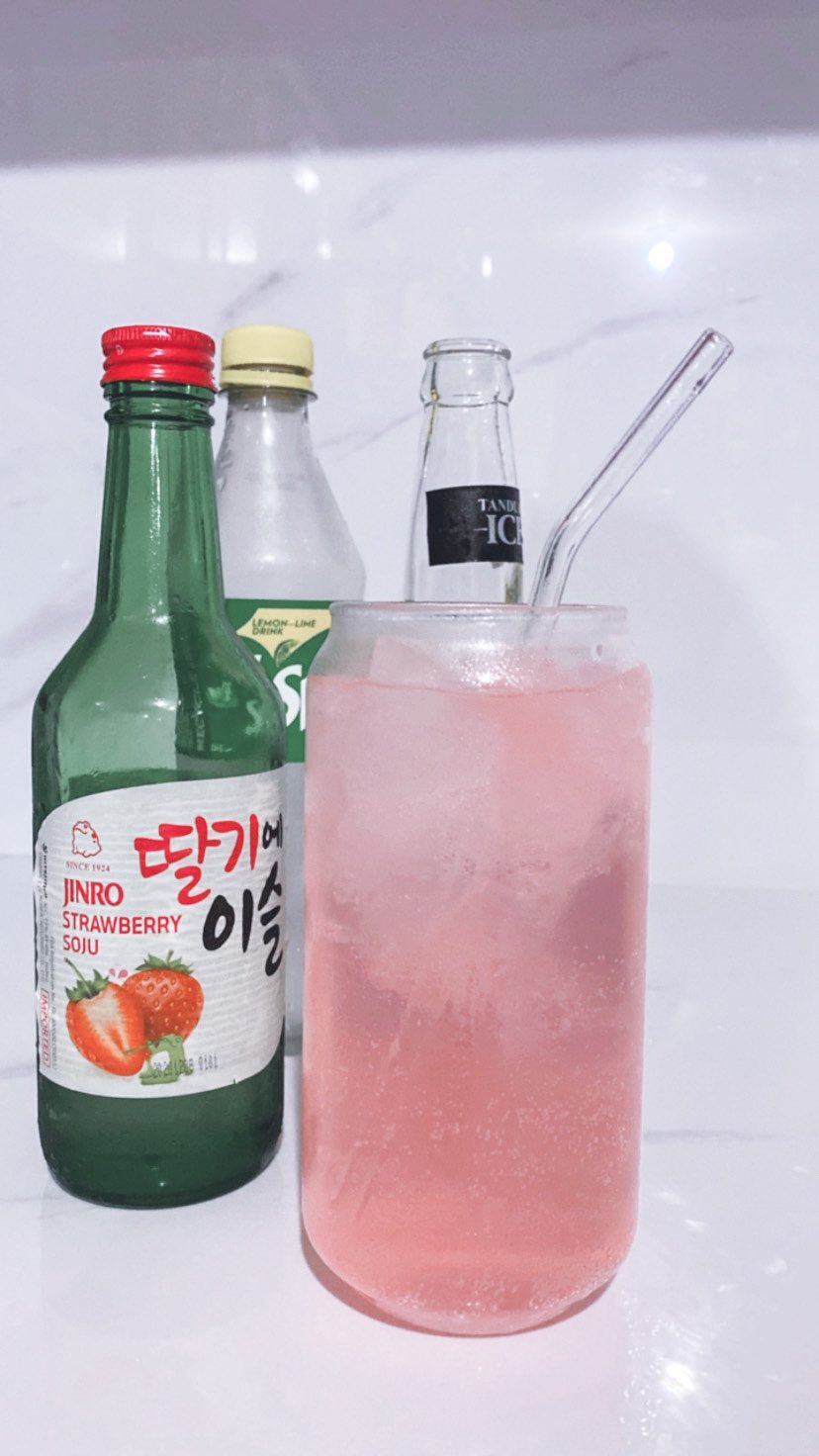 The Saranghe Oppa on Twitter "Jinro Soju pink drink mix! 🌸💓 Its sooo