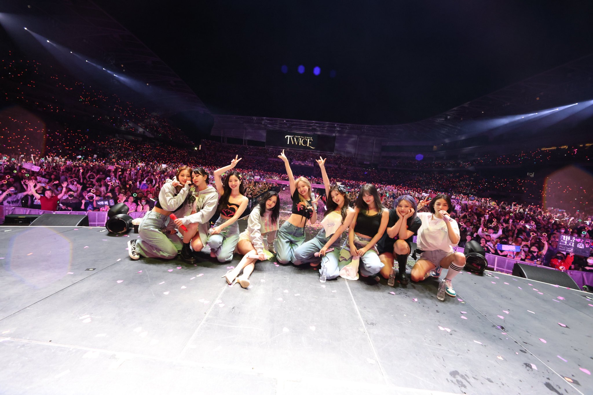 K-netizens impressed by TWICE's world tour venue sizes