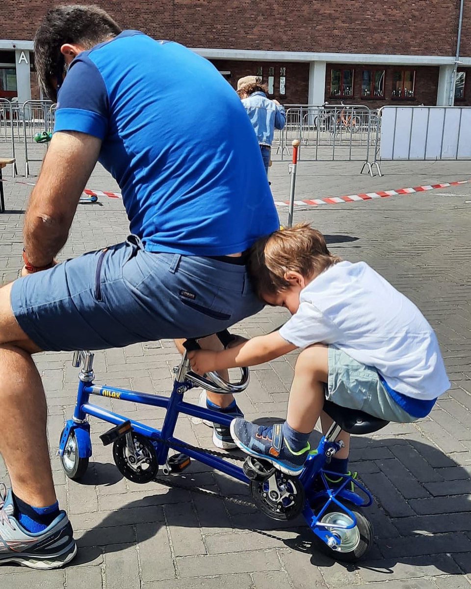 cycle_fun's tweet photo. FUNBIKING close-ups by @robertosijsbike 😍🫶🥳🤩

Event: Ride Out Around The Olympic Amsterdam 

#sportenspel #randprogramma #pedalo #minibike #minibiketandem #bewegen #gezond #duurzaam #amsterdam #kermiskoers #wielerronde https://t.co/hgT9fBbzSm