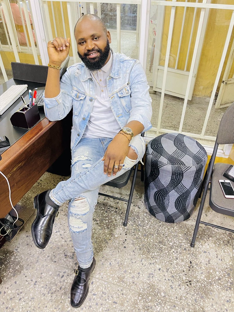 Styguy4's tweet image. Heureux Joyeux Anniversaire à moi🎊🎉🍾