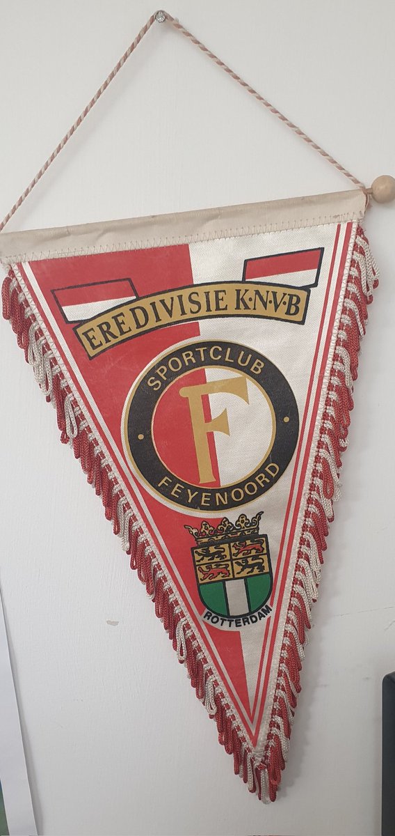 Everton84_85's tweet photo. Still here on my office wall. The only red thing in it. https://t.co/i3VZbfWDbl