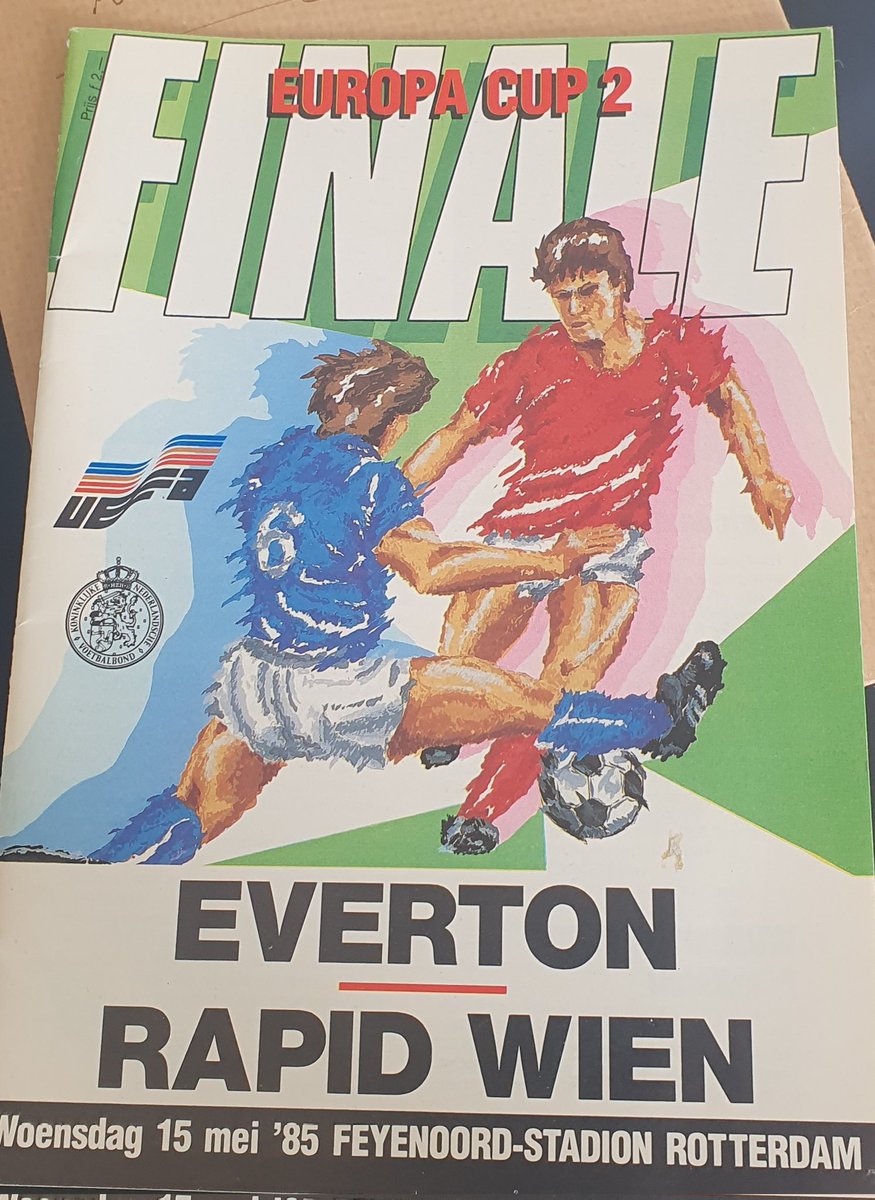 Everton84_85's tweet photo. Programme is pretty shoddy looking at it here. Very little of note in it https://t.co/ejhE75DYBZ