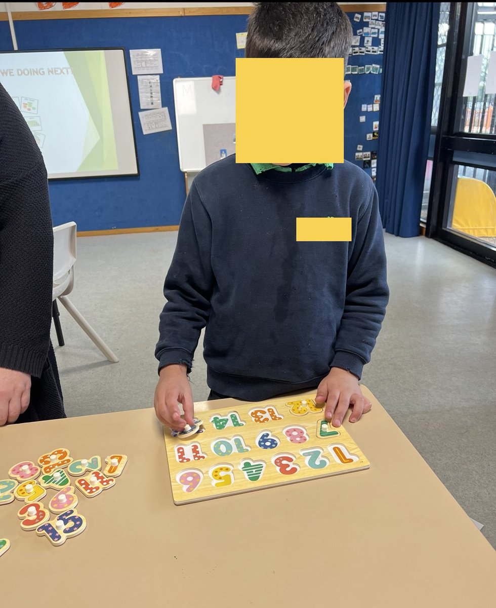 MackaylaBox's tweet photo. When used within the classroom, puzzles are great multi purpose tools. They can be great brain breaks tools, as well as great tools for hands on learning when the right kind of puzzle is chosen #acuedu_p https://t.co/qegPHJVD2a
